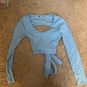 Powder blue open back long sleeve crop top